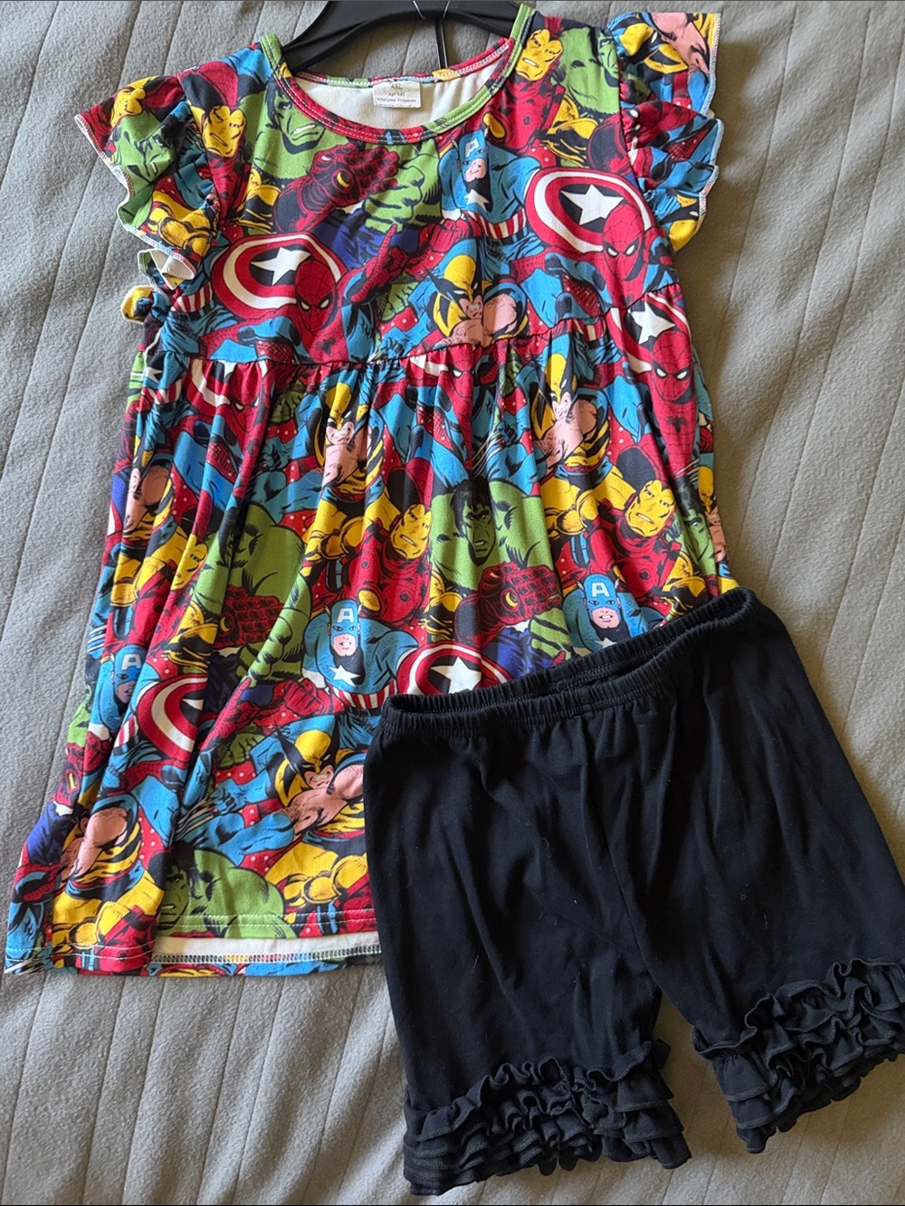 Girls Marvel Superheroes Red Multi Ruffle Tunic & Black Ruffle Shorts Set
